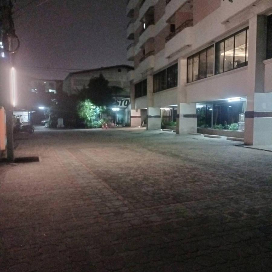 Jumbotel Hotel Bangkok Dış mekan fotoğraf